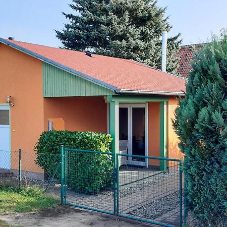 Kleines Ferienhaus Am Feldrand Malchow  Exterior foto
